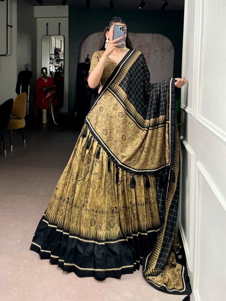 Lahenga Choli Set